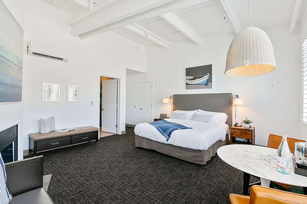 วอเตอร์ส เอดจ์ Hotel ทีบูรอน ห้อง รูปภาพ